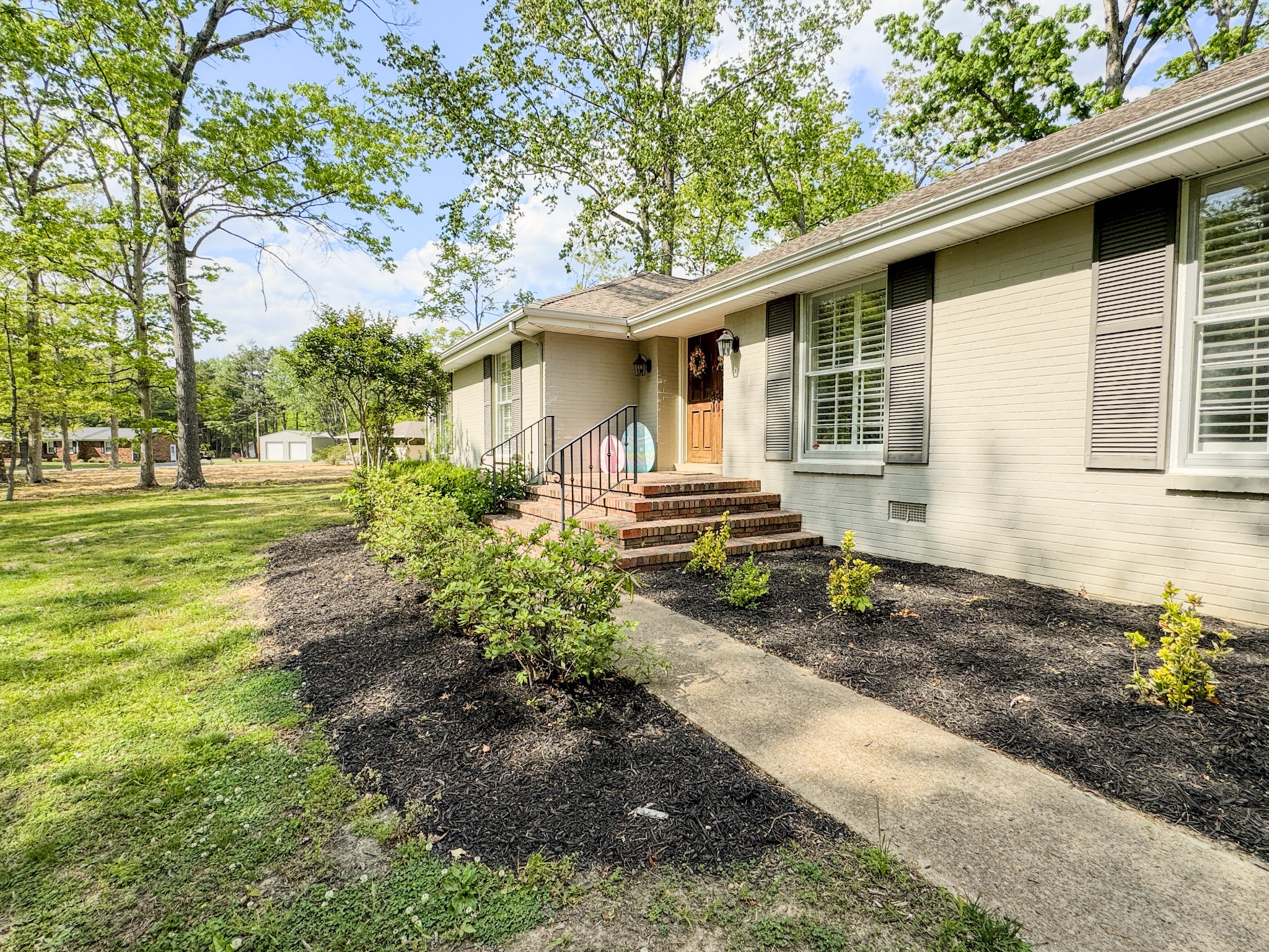 1506 Hillwood Cir