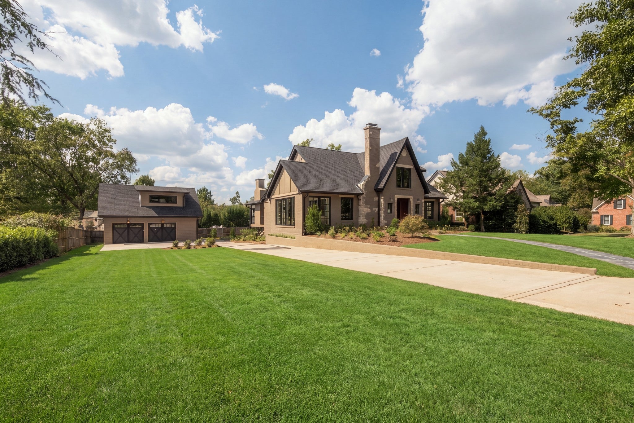 225 Mockingbird Rd