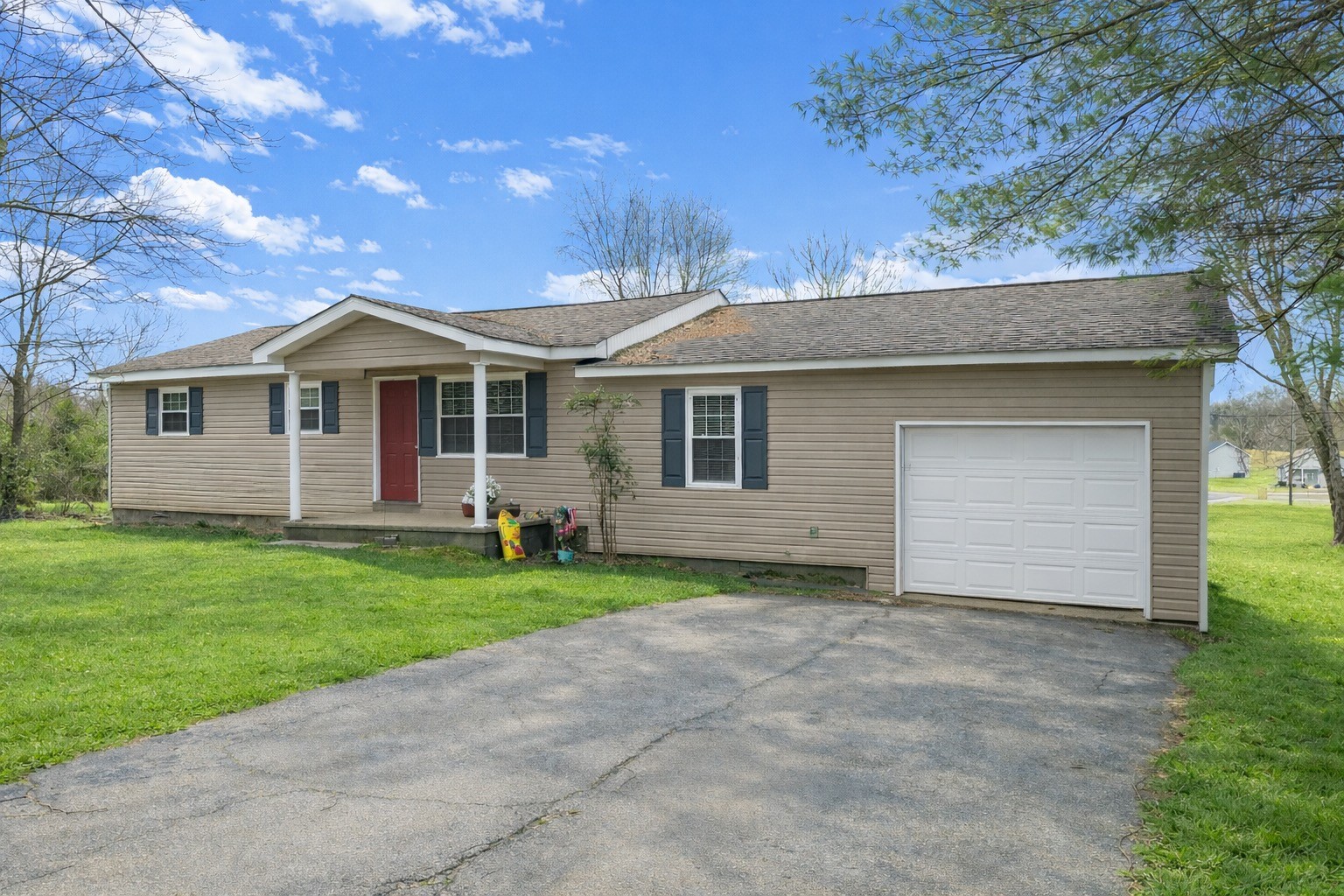 7283 McMinnville Hwy