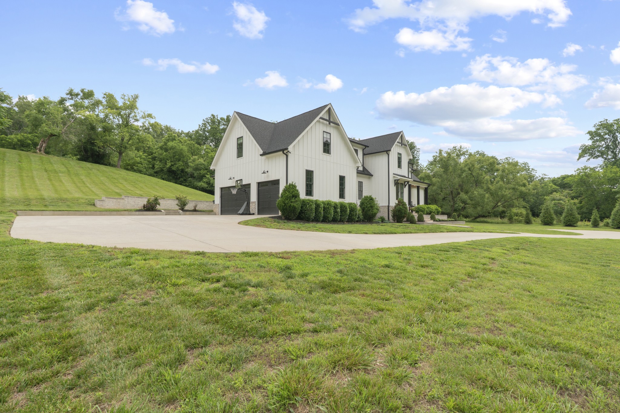 835 Hogans Branch Rd