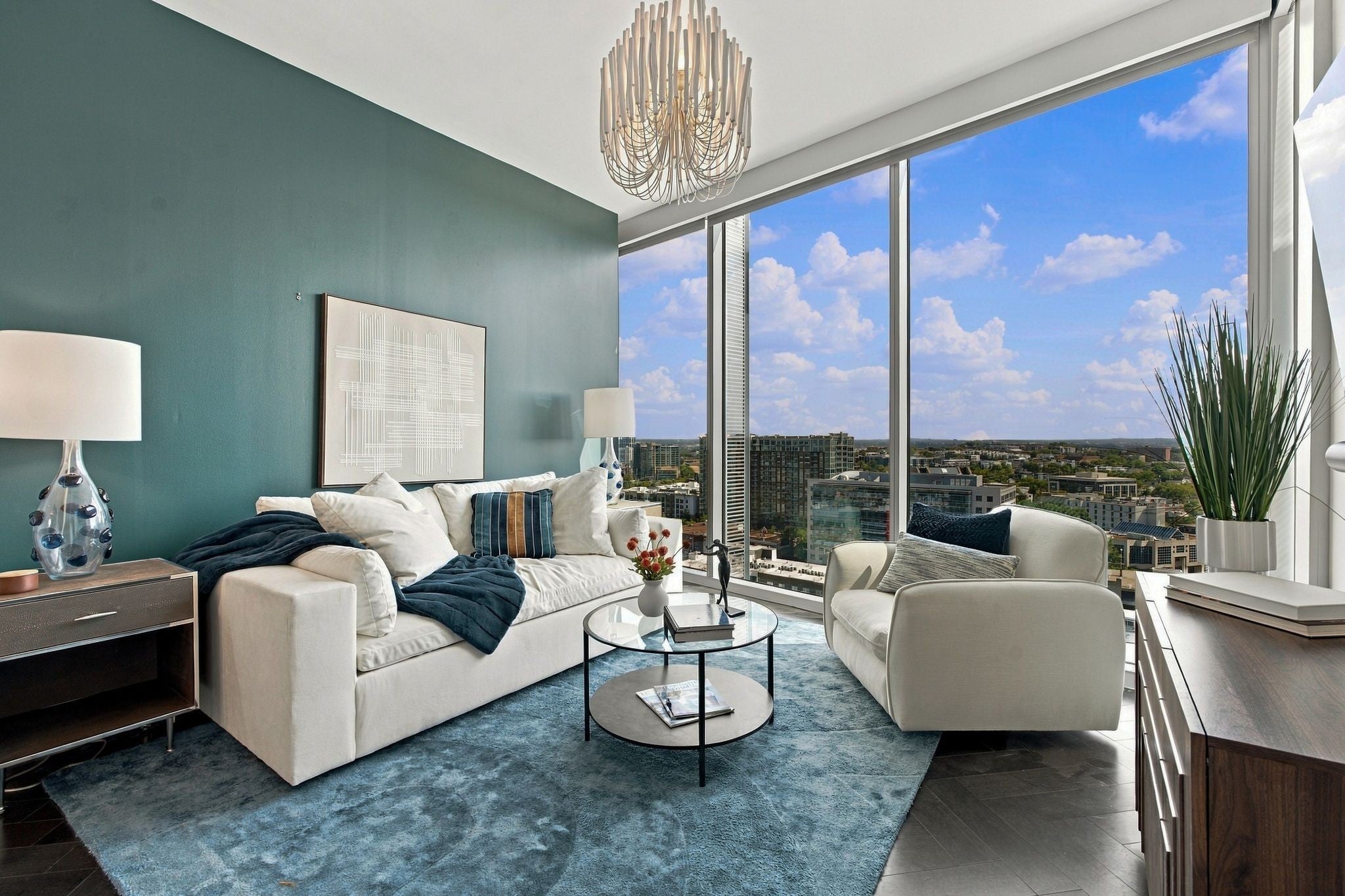 2-bed listing at 1616 West End Ave 1908, Nashville