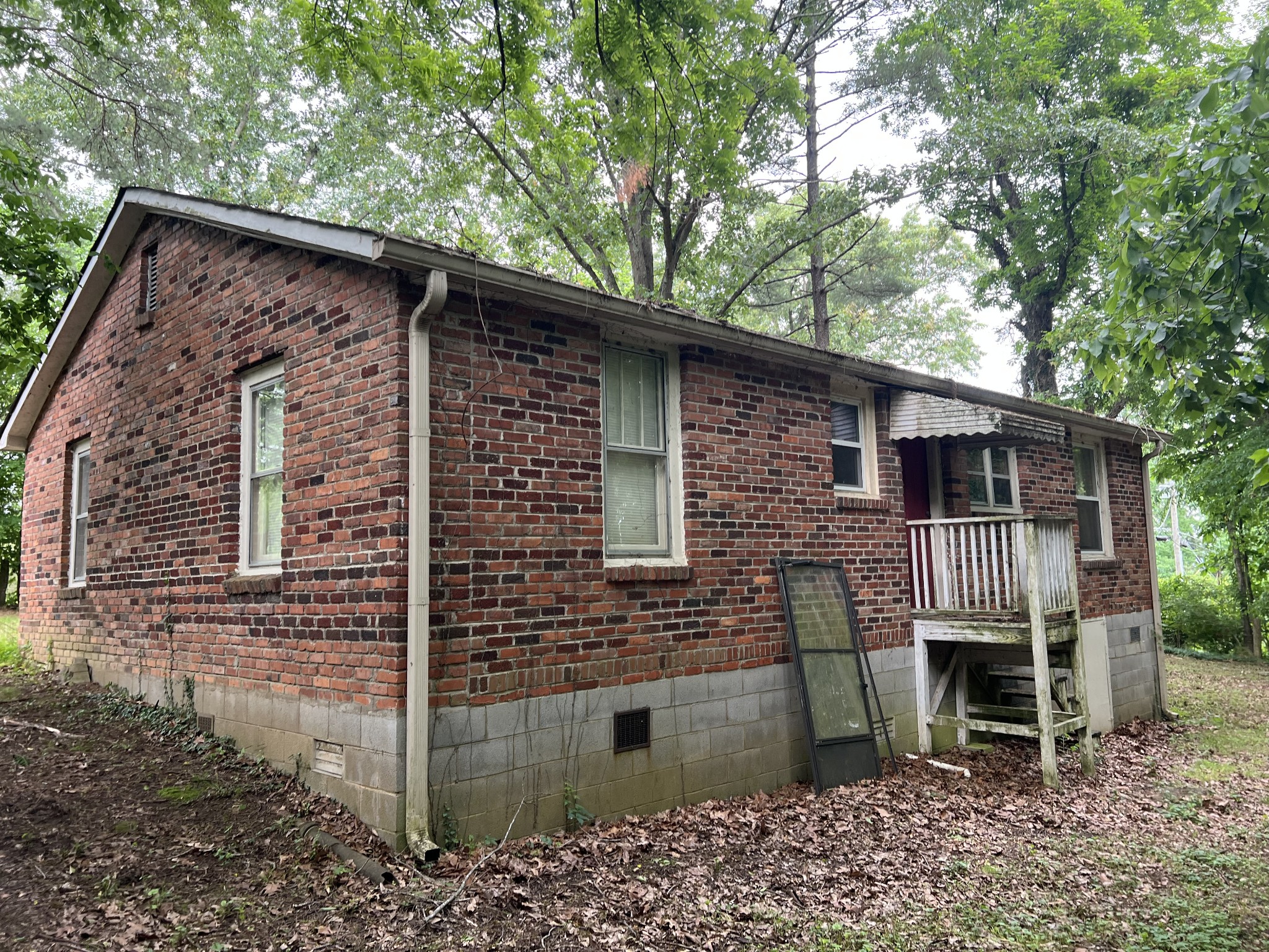 152 Lakeview Dr