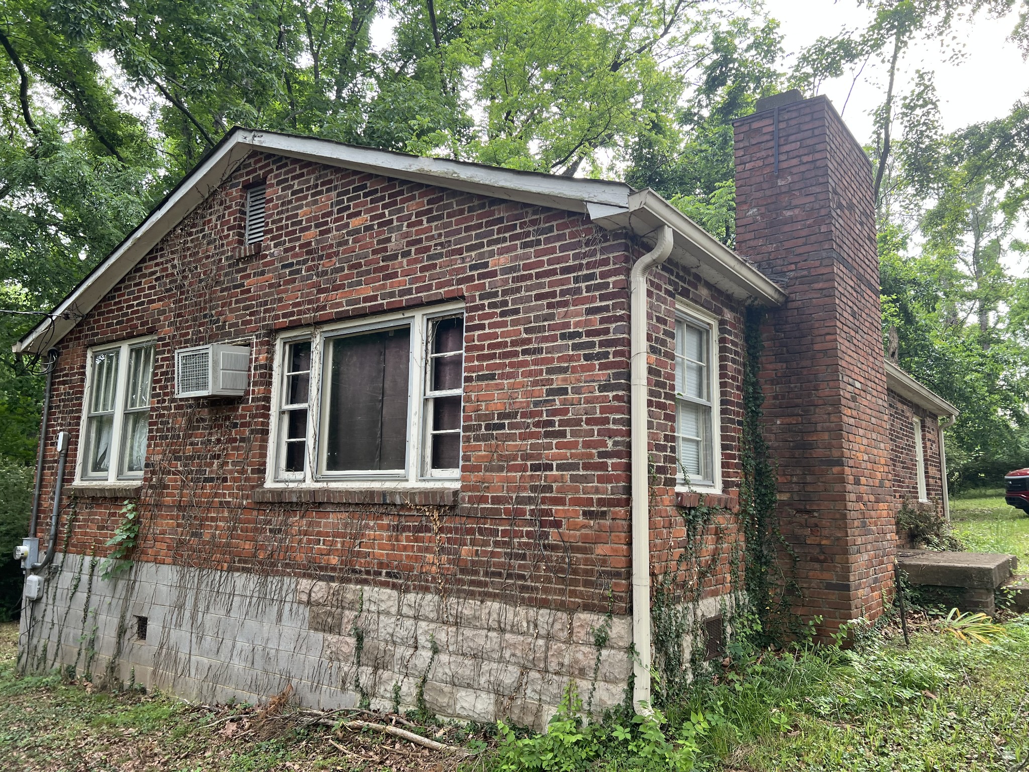 152 Lakeview Dr