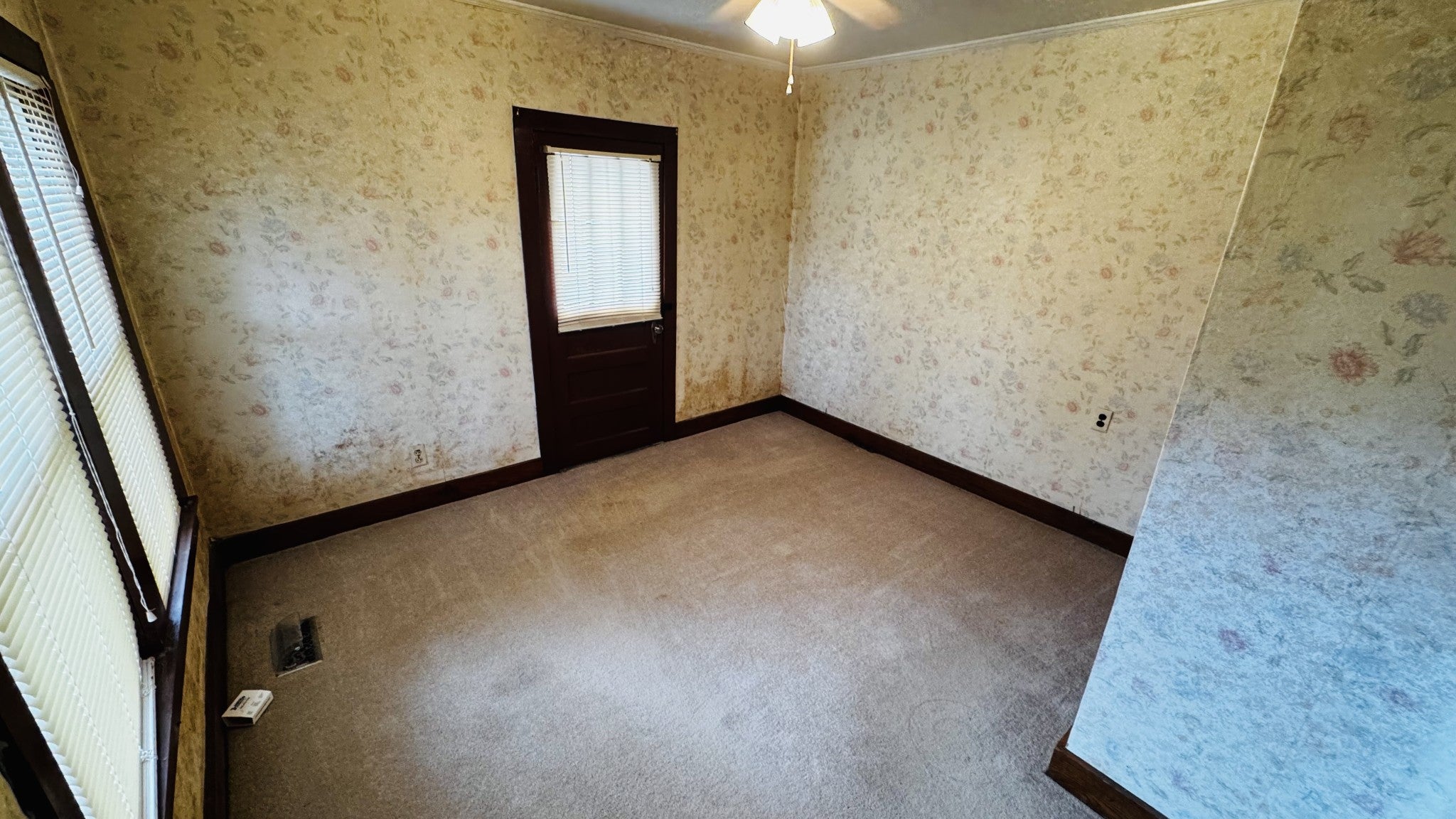 1210 Garton Rd
