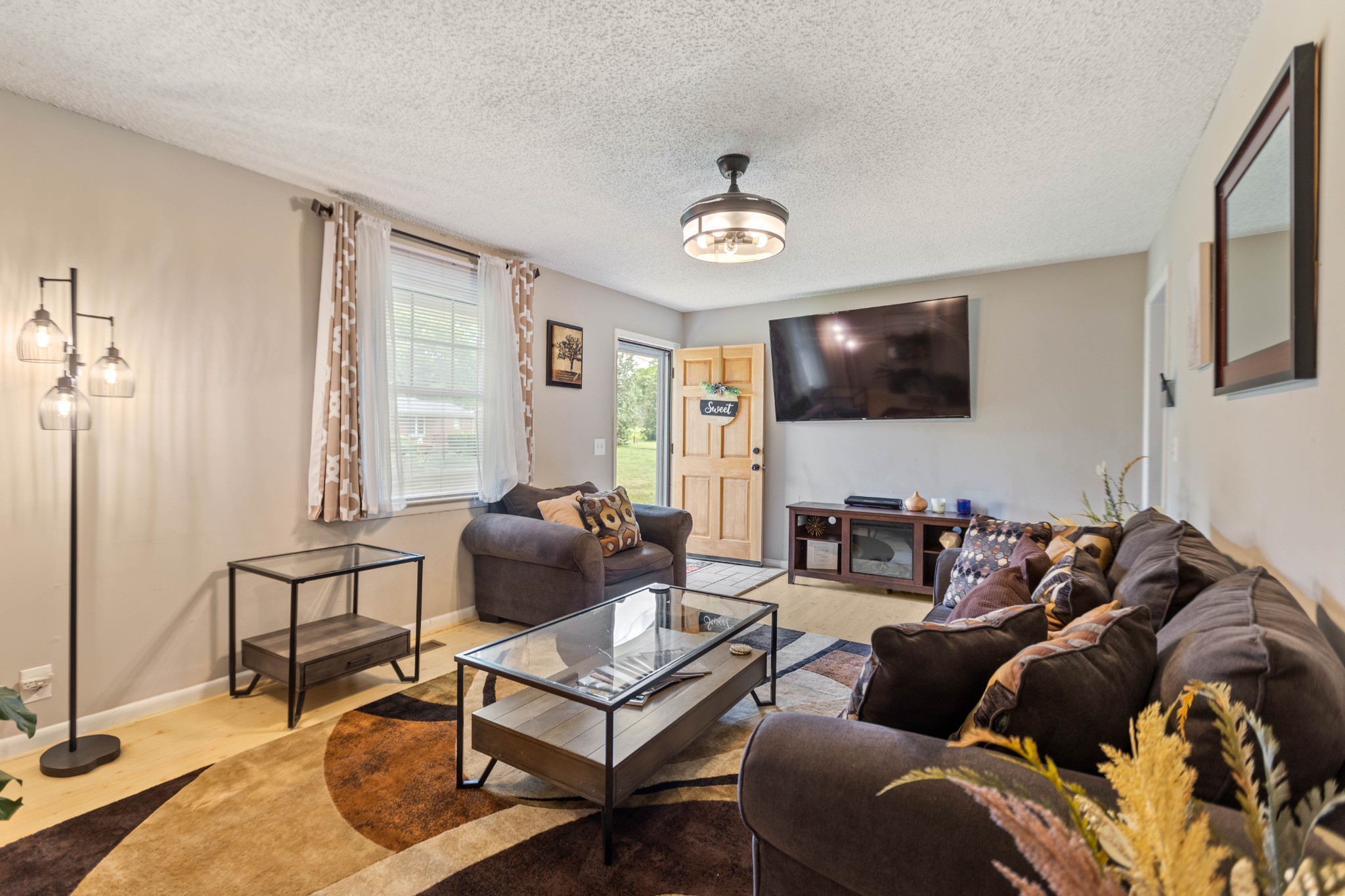 457 Cedarcliff Rd