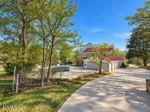 141 Leslie Drive