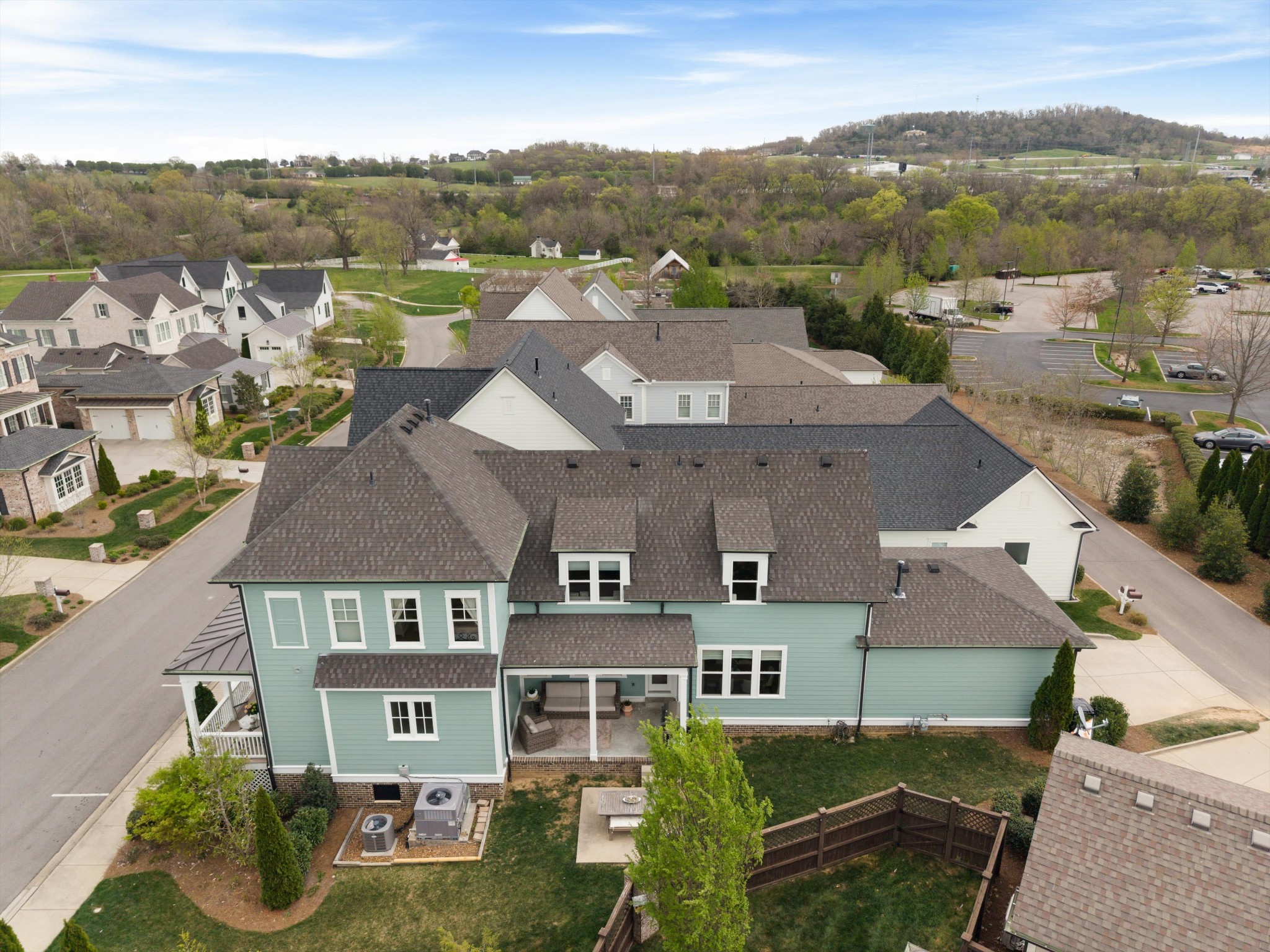 302 Hughes Ln, Franklin TN 37064 4-bed home, photo 8 of 30