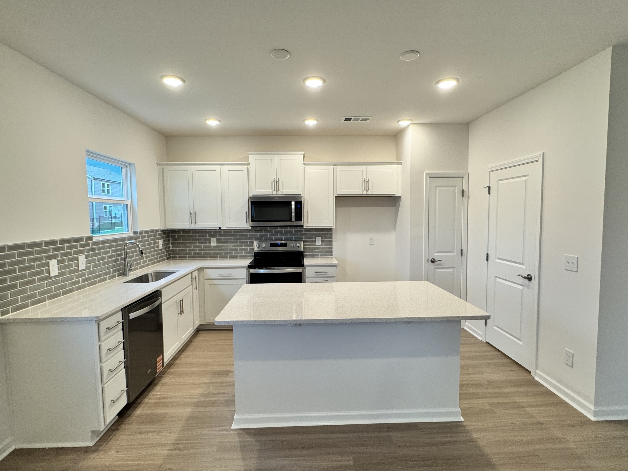 109 Glacier Way