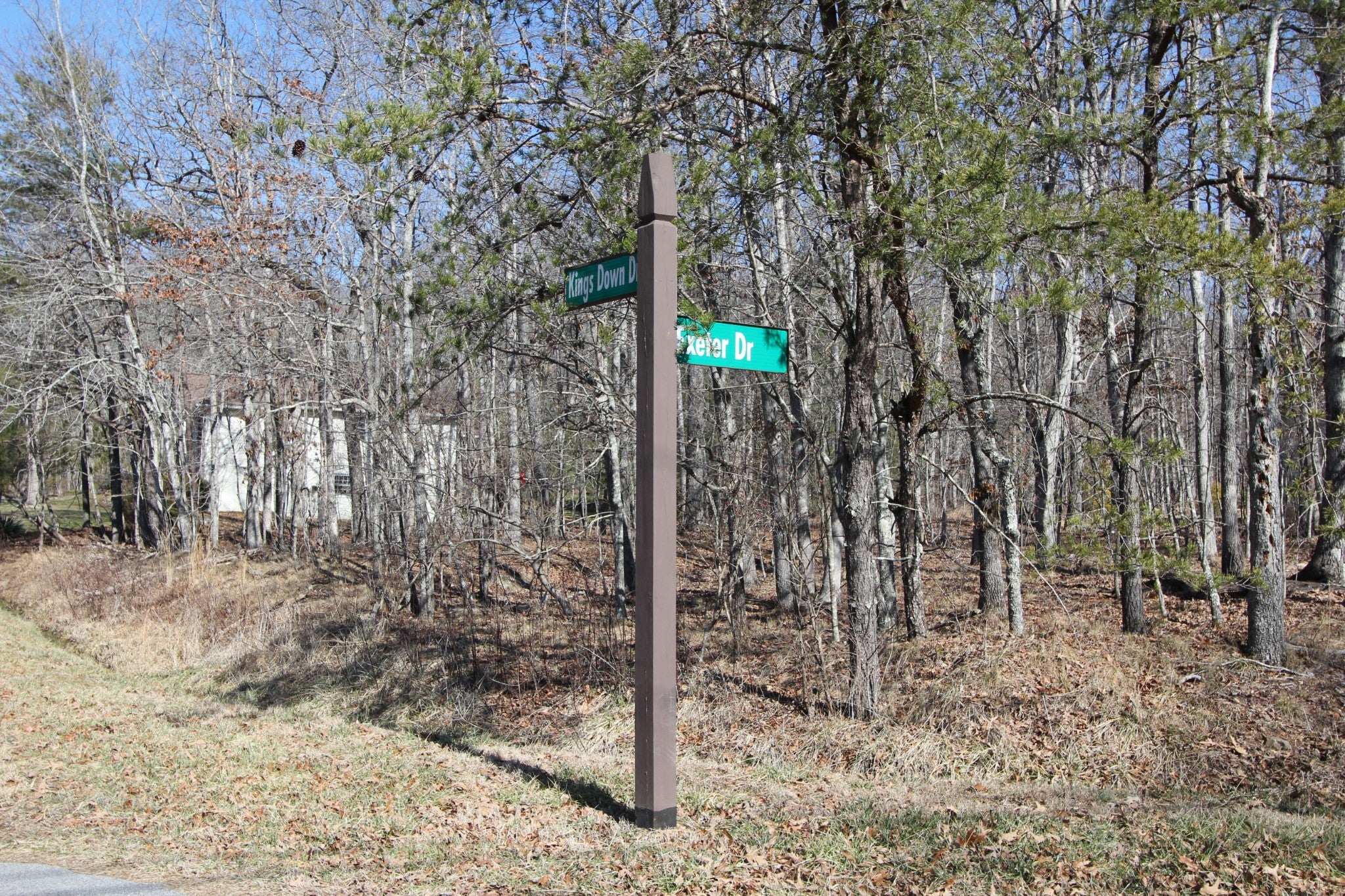 162 Exeter Dr