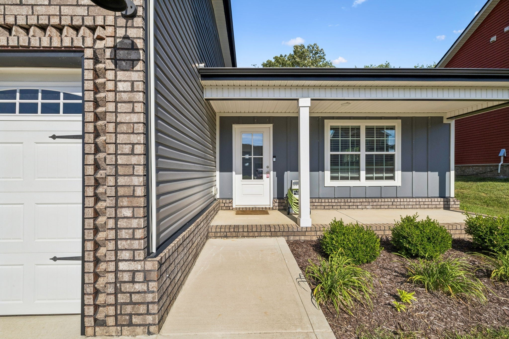 803 Lillian Grace Dr