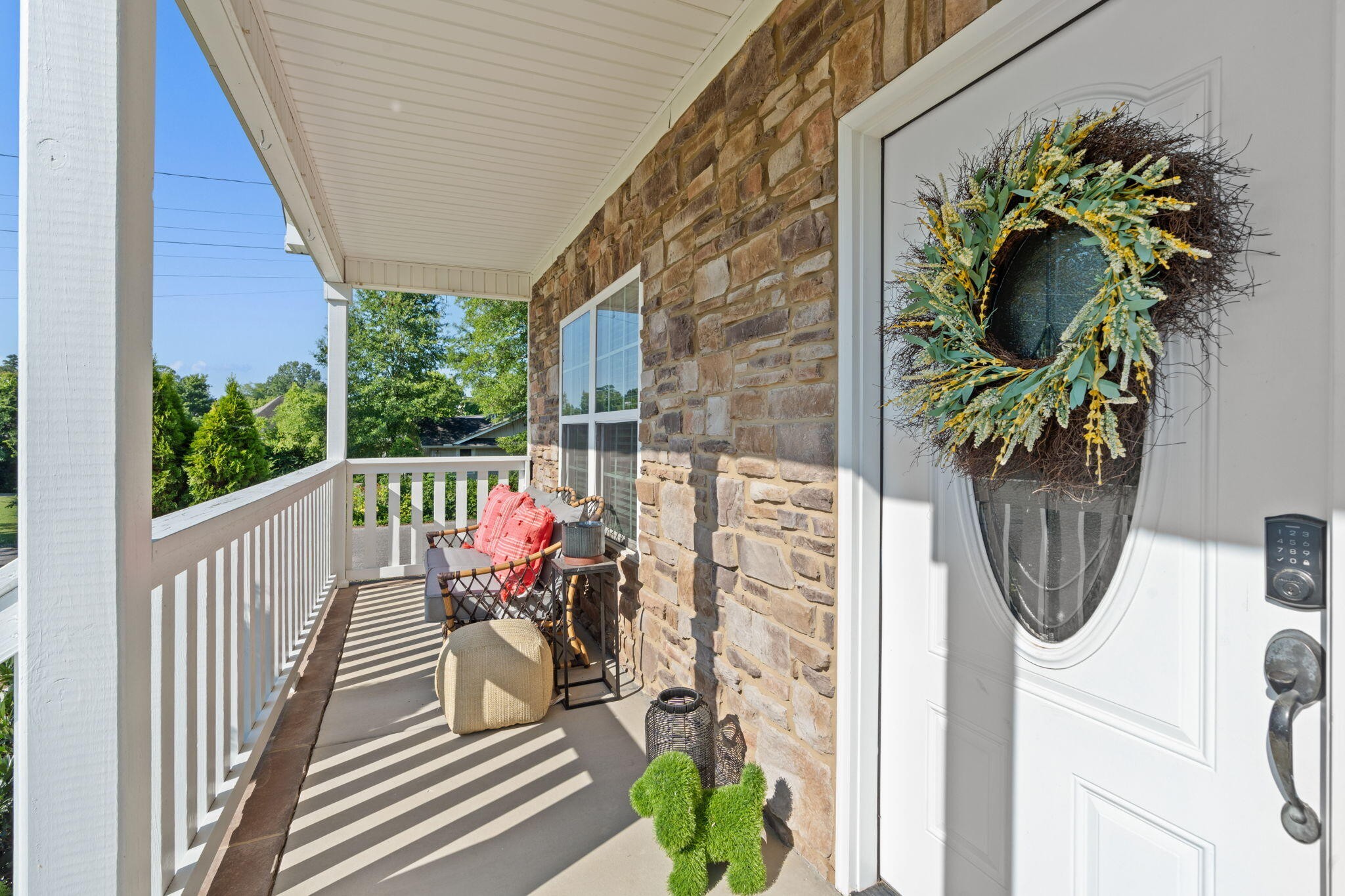 8185 Iris Road