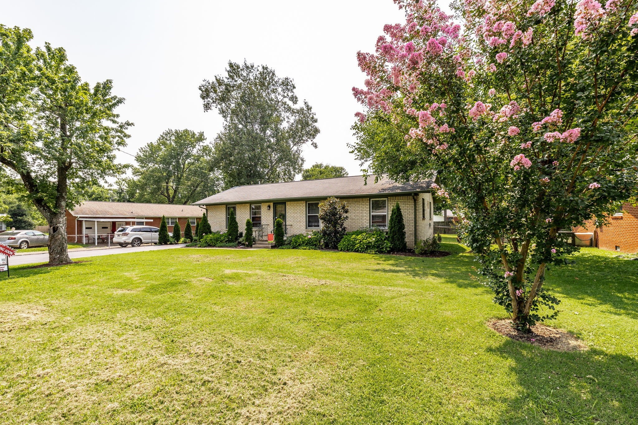 934 Temple Ct