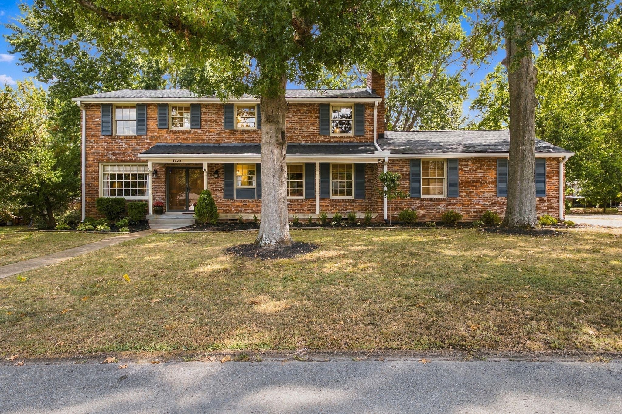 6323 Percy Dr