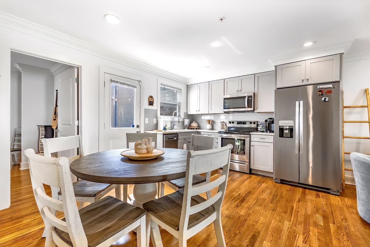 1021 17th Ave S A