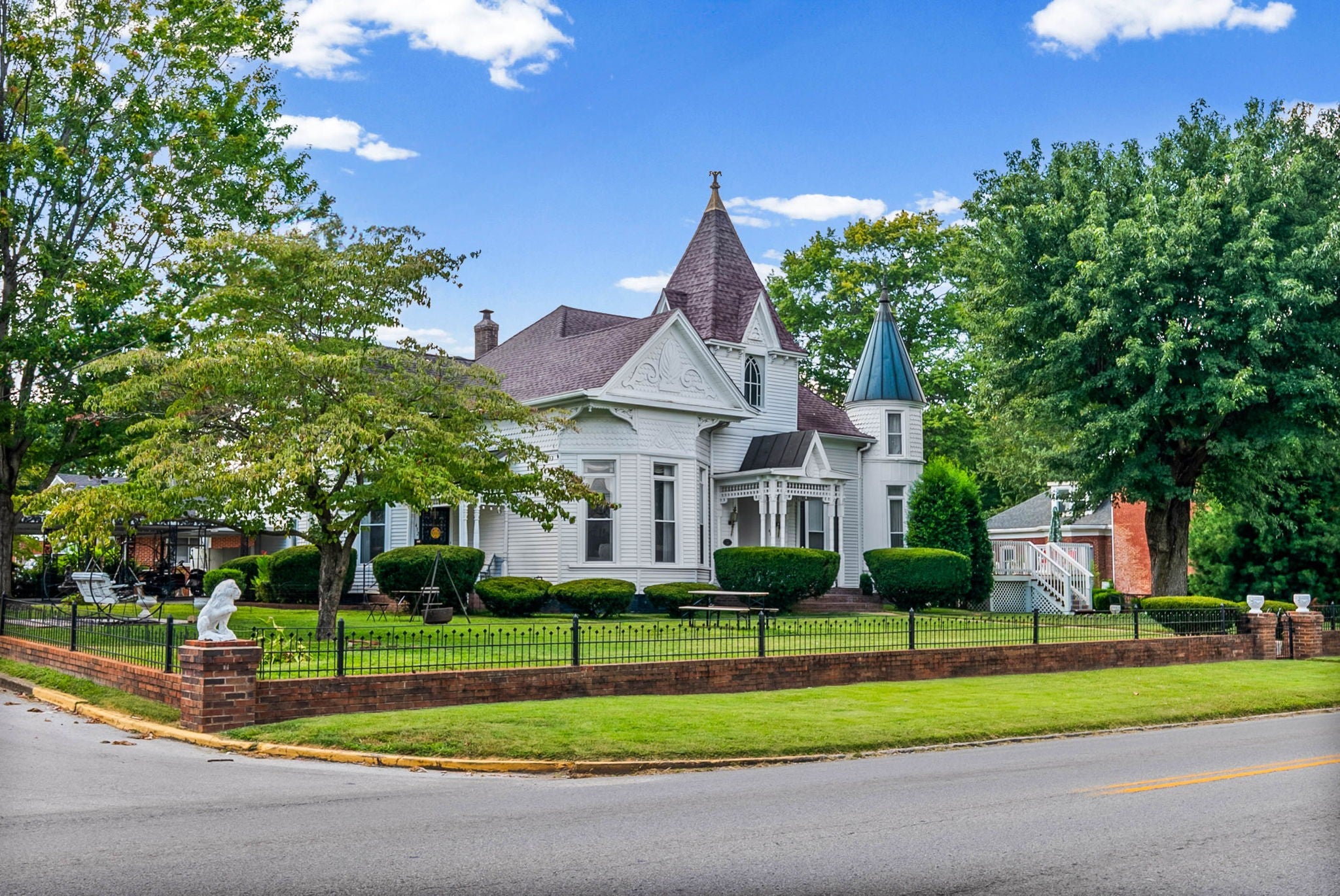432 Nashville St