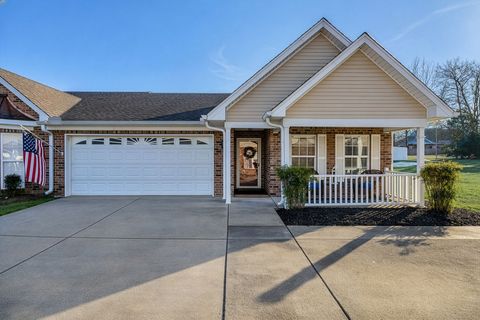 702 Forest Glen Cir Murfreesboro TN 37128