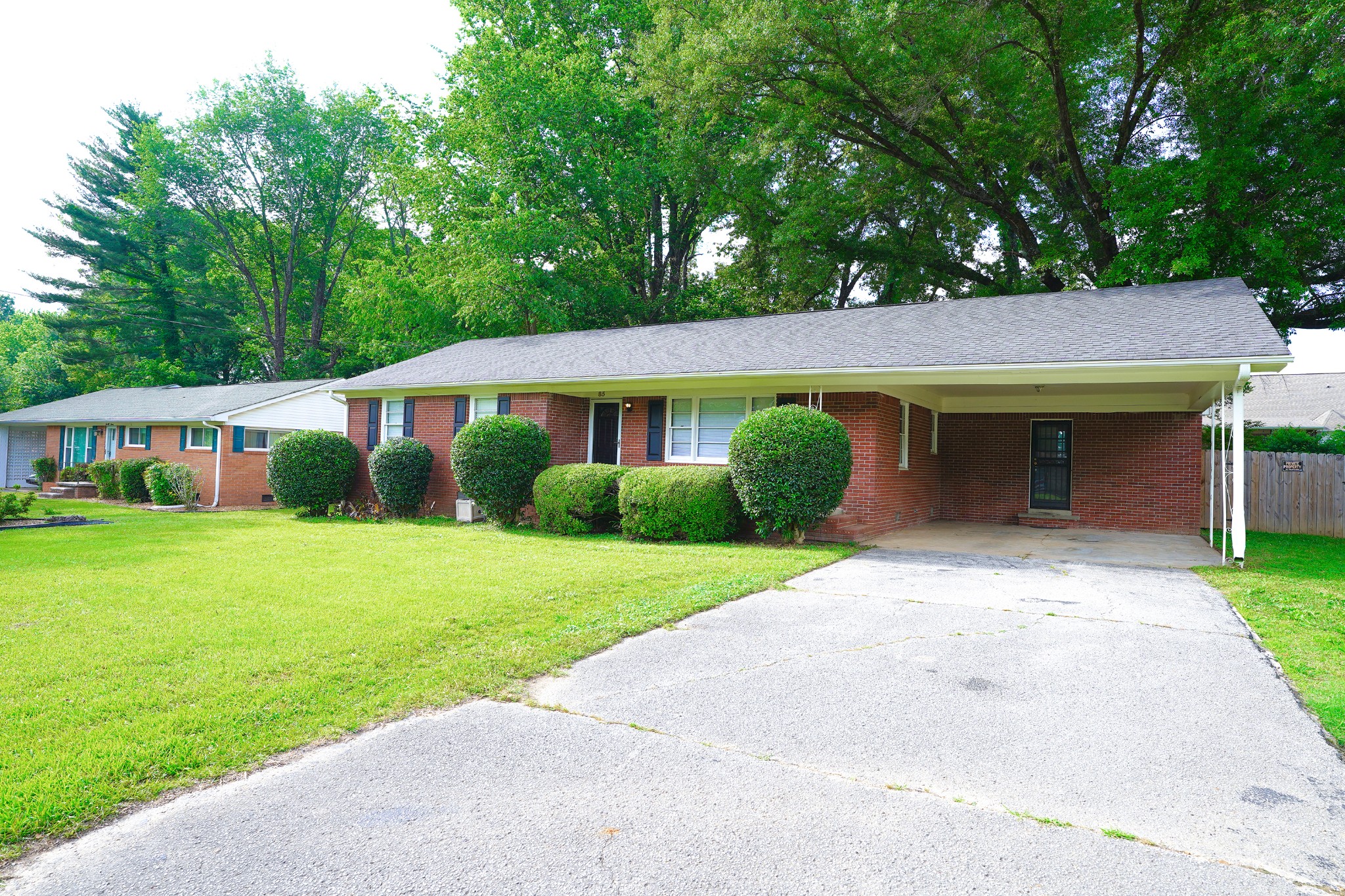 85 Charjean Dr