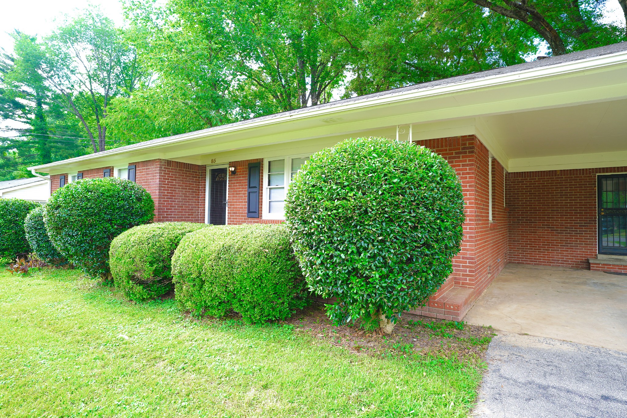 85 Charjean Dr