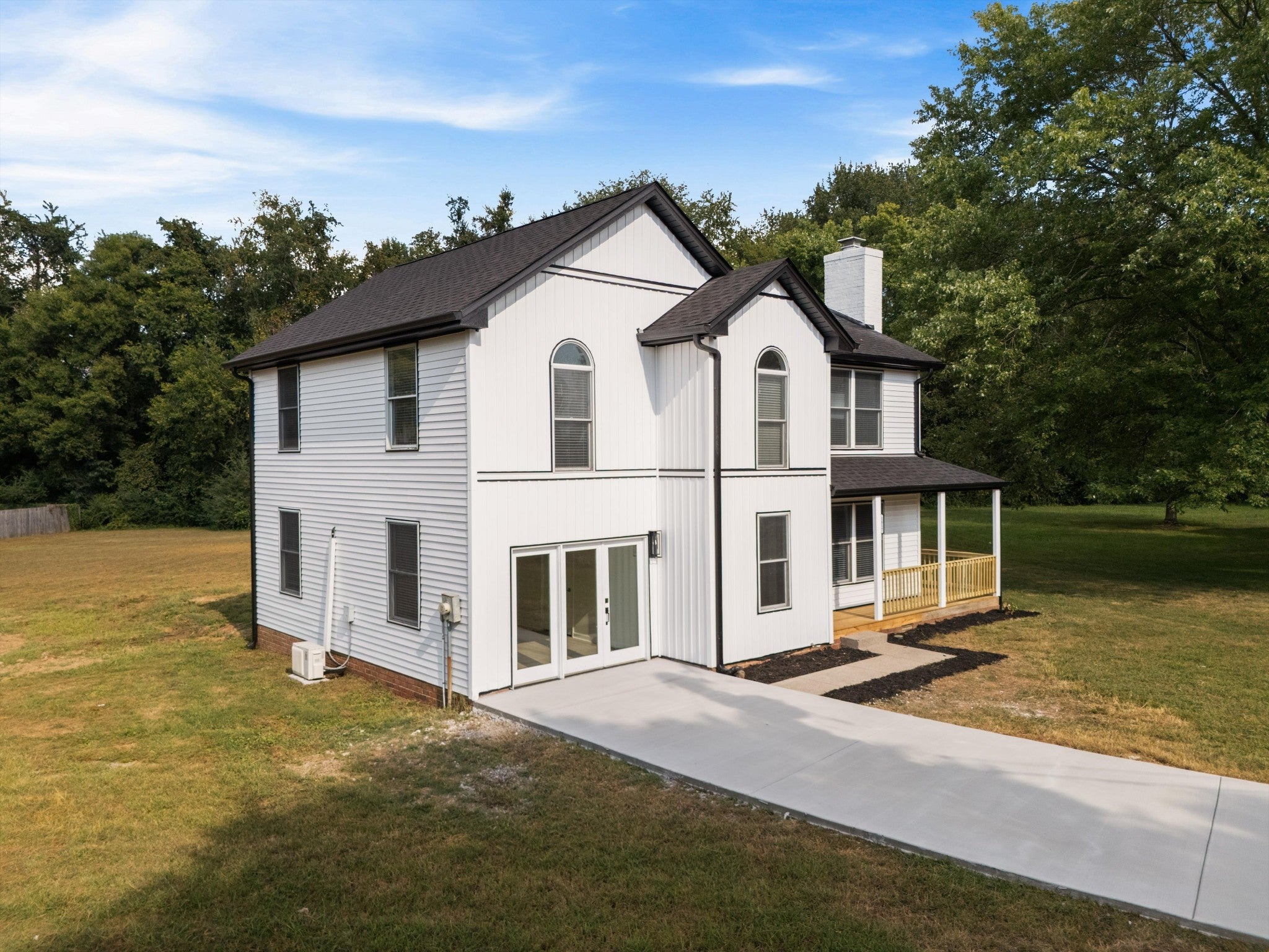1817 Holloway Cir