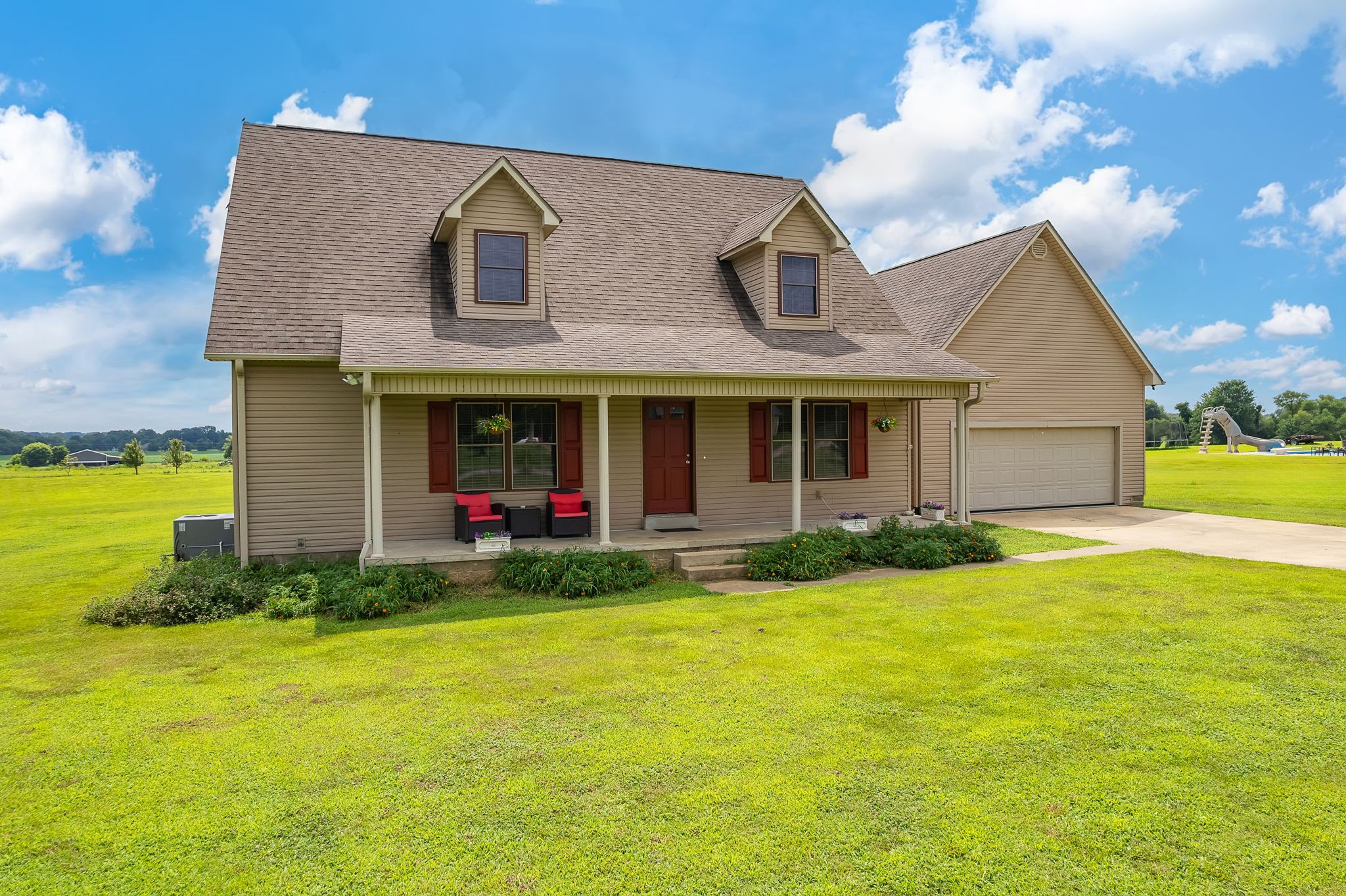 288 Polo Dr - Photo 2