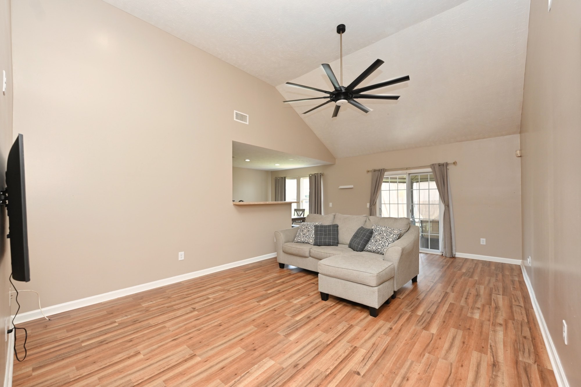 126 Dreville Dr
