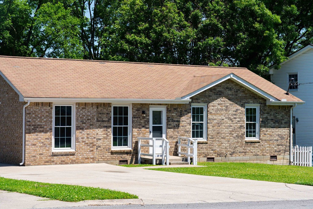505 Savely Dr