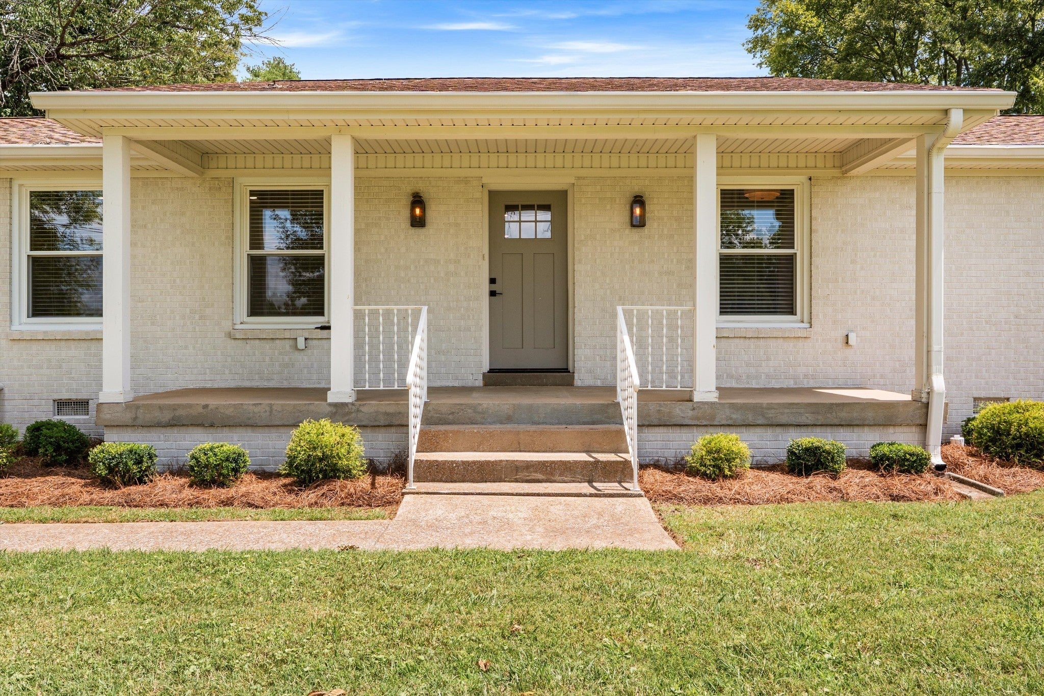 203 Oak Hill Dr