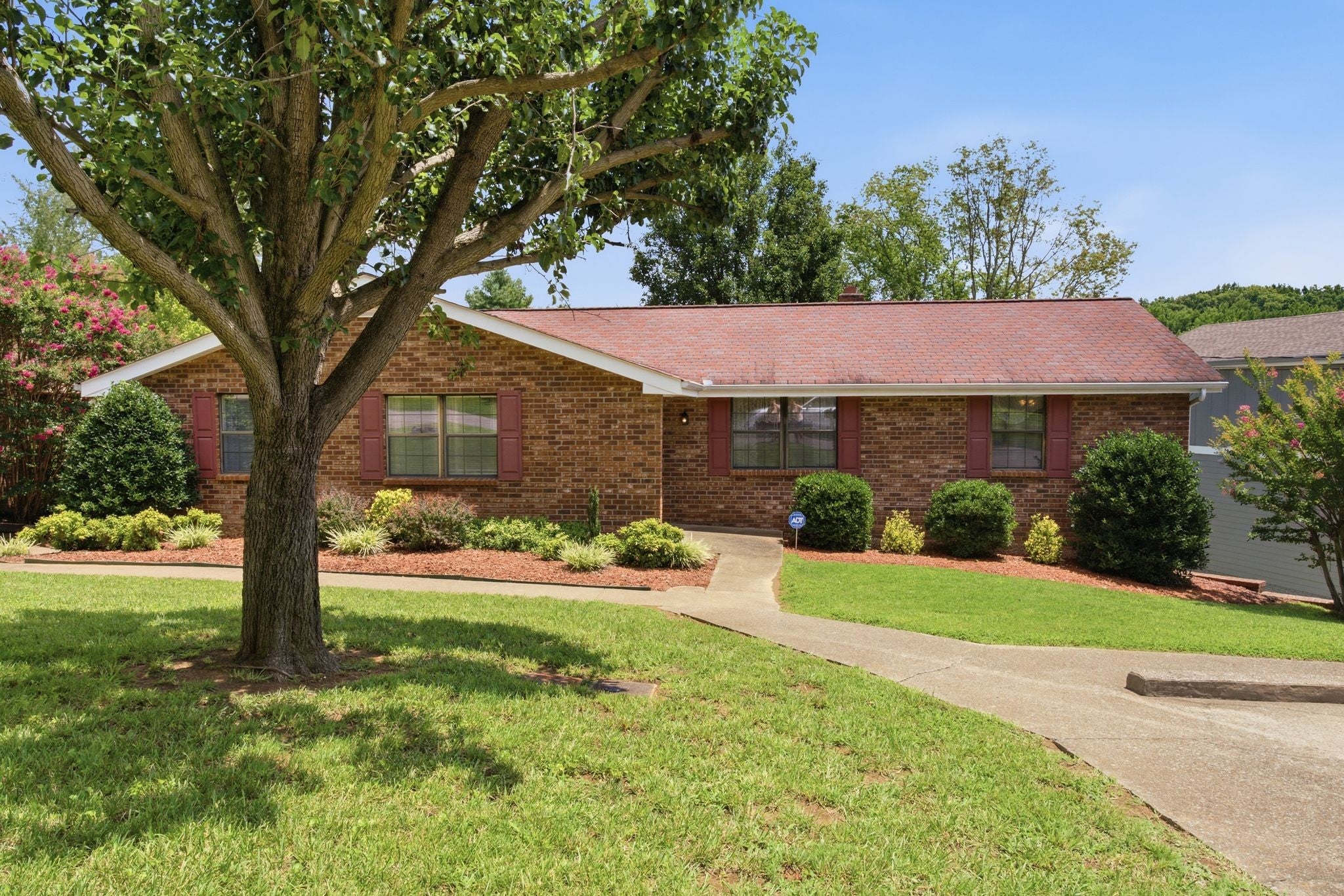 listing at 4778 A B Trenton Dr, Hermitage