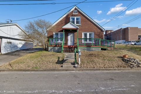 105 S Dillon St Woodbury TN 37190