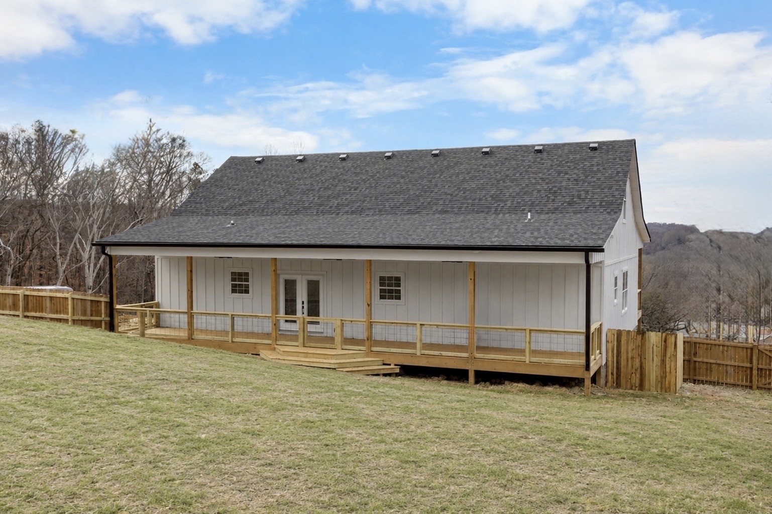 117 Rooster St