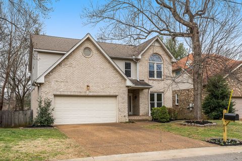 Photo of 813 Magnolia Ct E, Nashville, TN 37221 (MLS # 3145221)