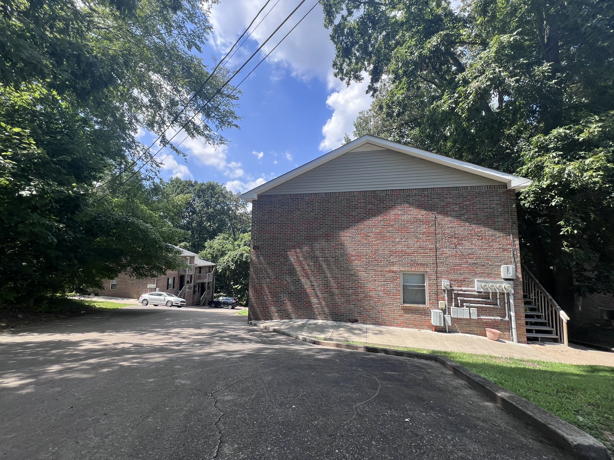 470 Martha Ln