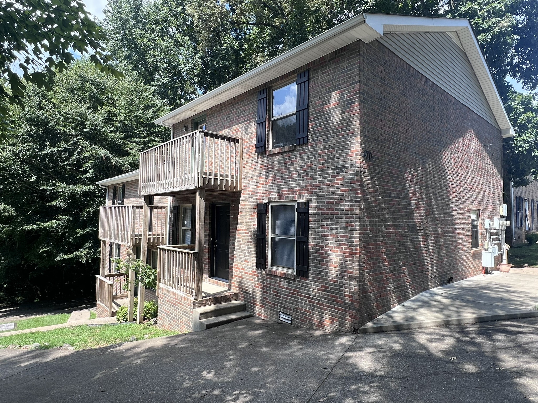 470 Martha Ln