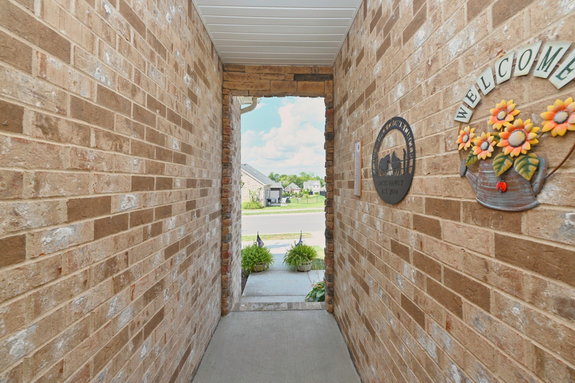 398 Triple Crown Cir