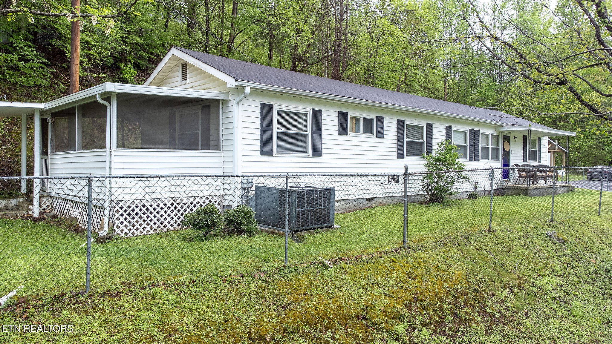 973 Graves Delozier Rd