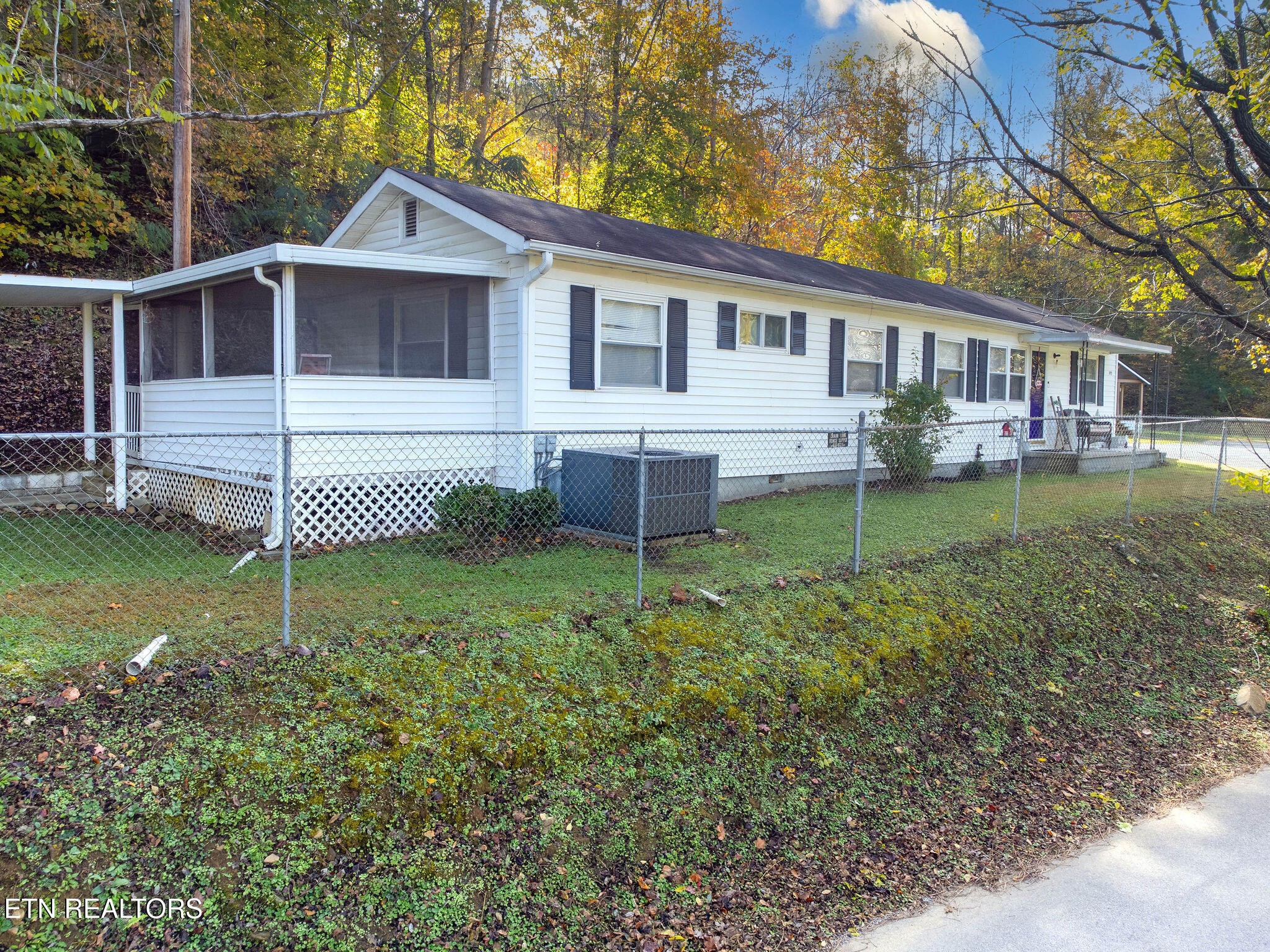 973 Graves Delozier Rd