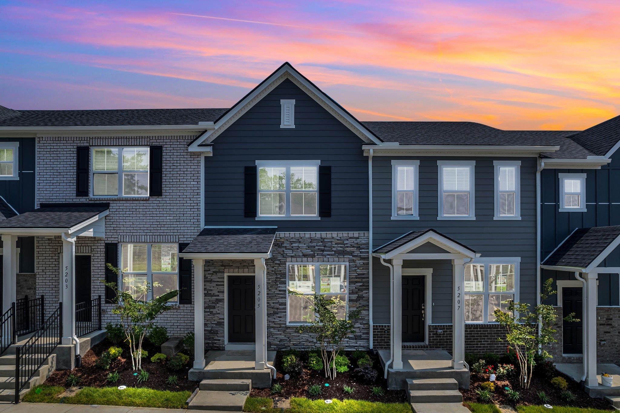 5216 Gladecress Lane NE