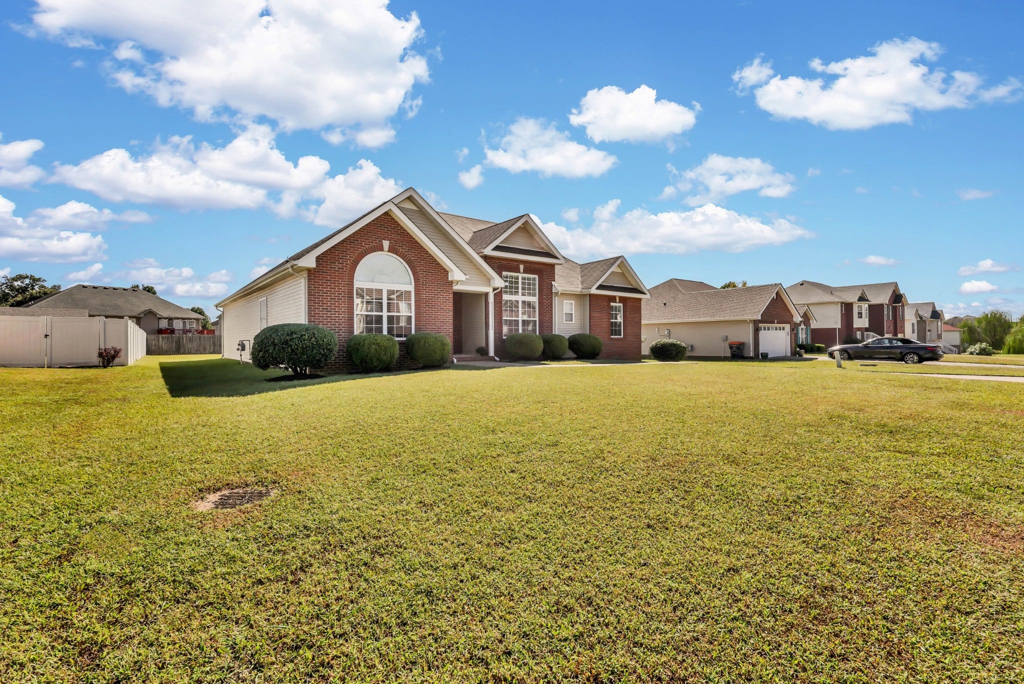 685 Superior Ln