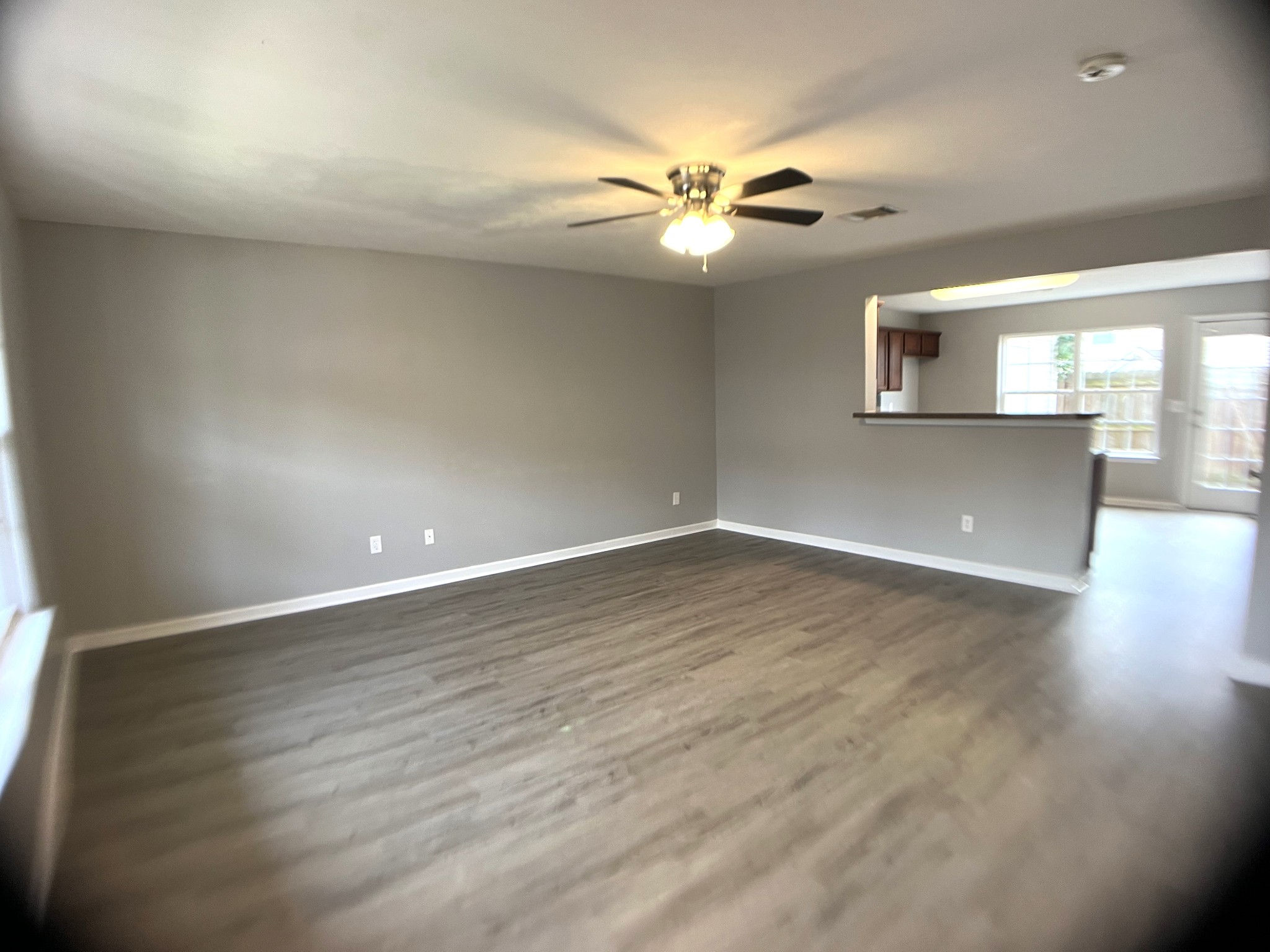 4007 George Buchanan Dr N