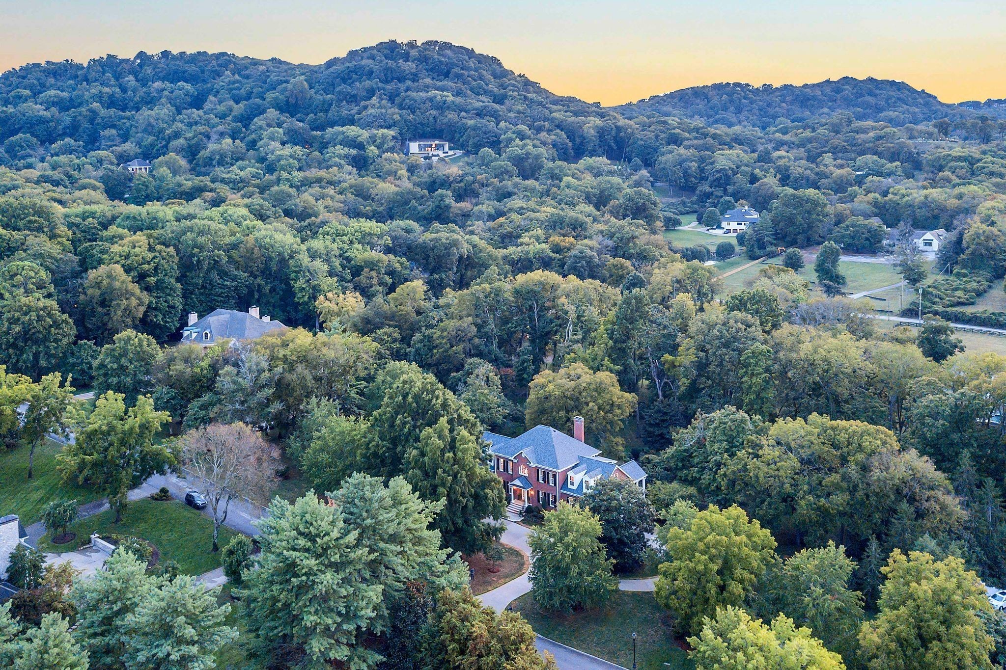 4905 Tyne Valley Blvd