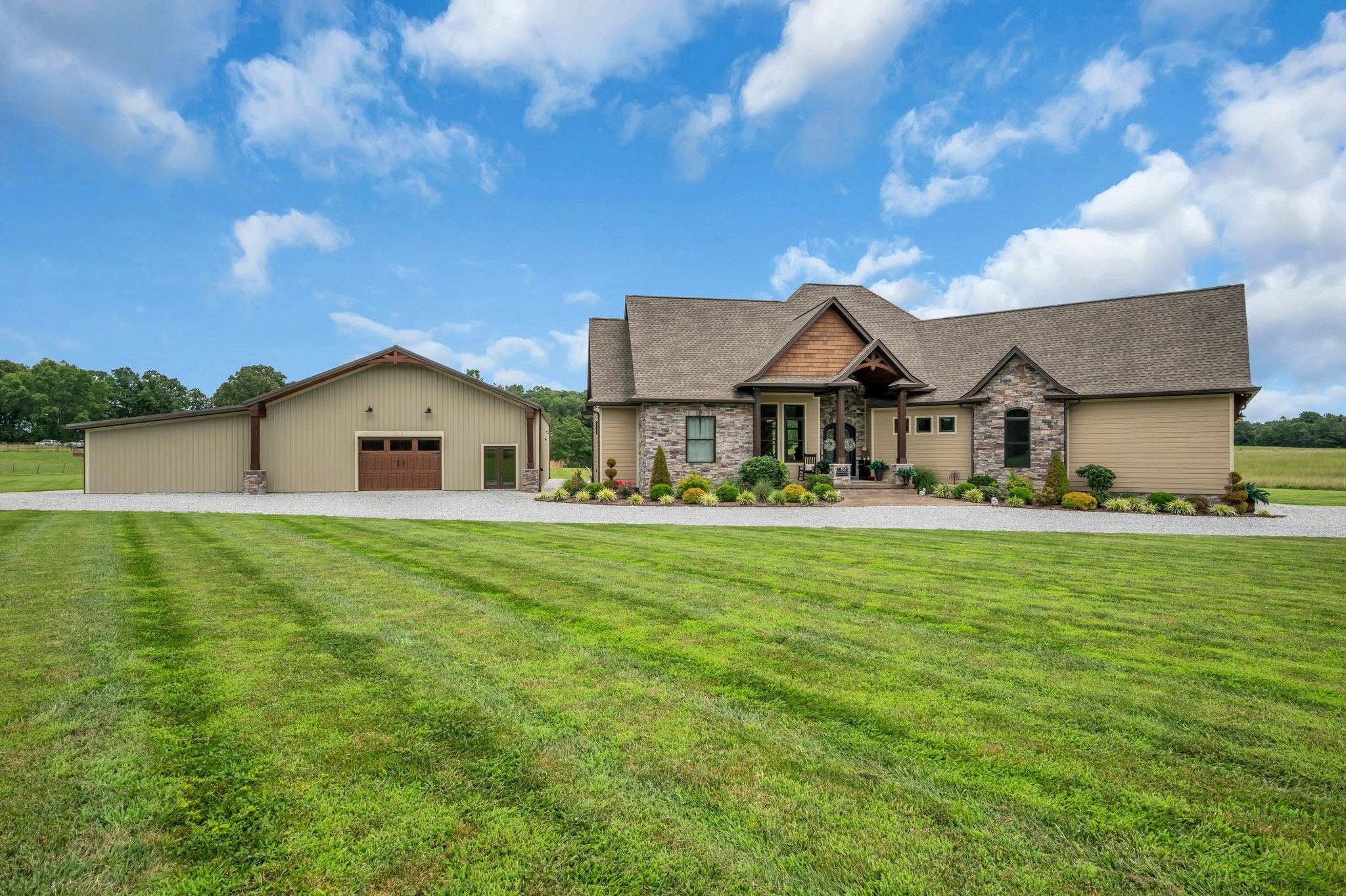 1261 Highway 48 S