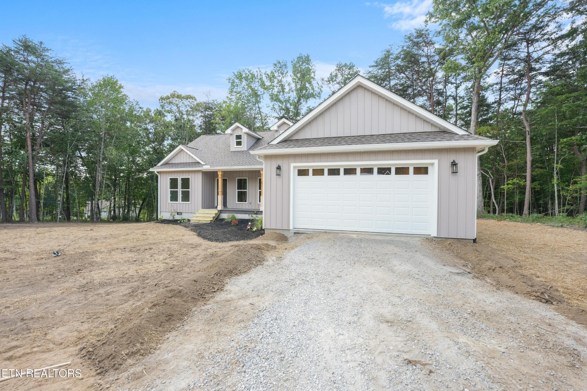 142 Creekview Court