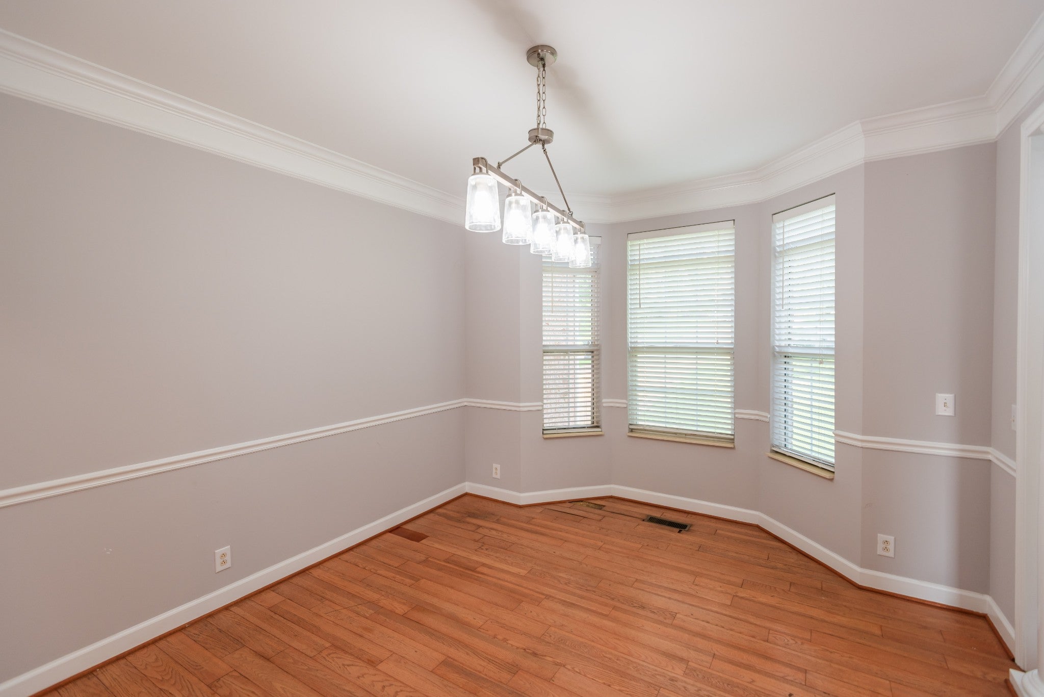 814 Lynn Dr