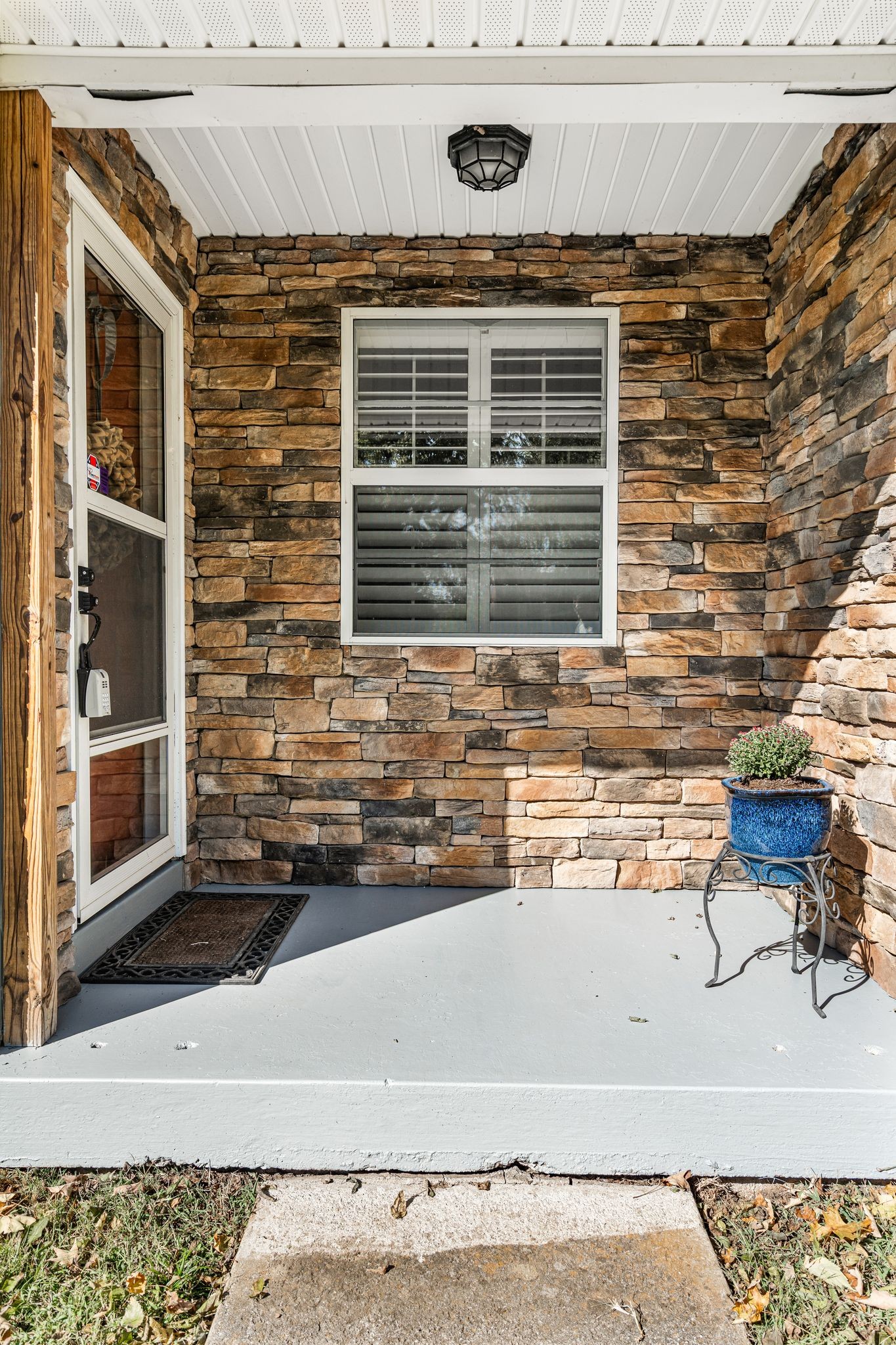 304 Michael Dr