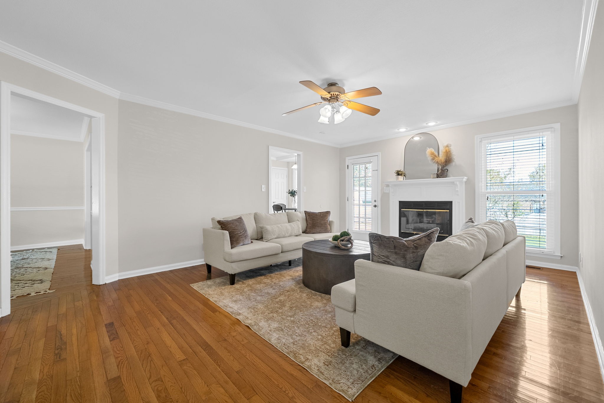 Clarksville, Tennessee 37042, United States, 3 Bedrooms Bedrooms, ,2 BathroomsBathrooms,Residential,Active,240252