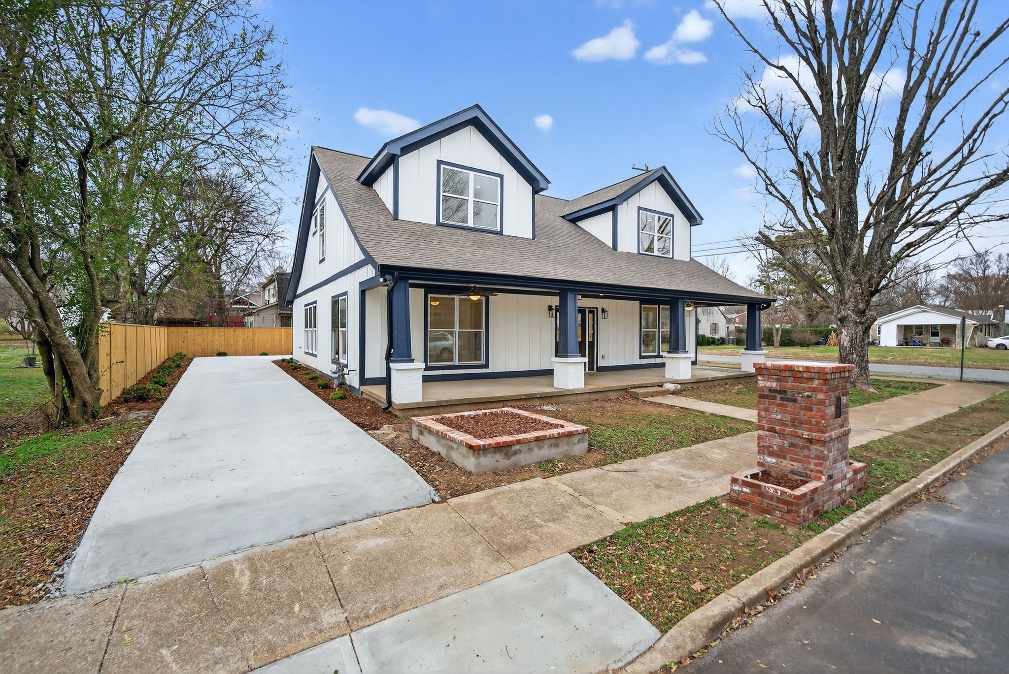 410 3rd Ave