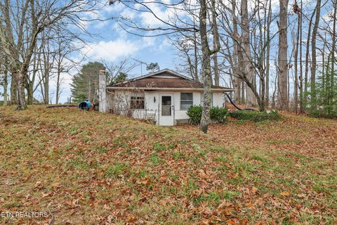 1903 Hanging Limb Hwy Crawford TN 38554