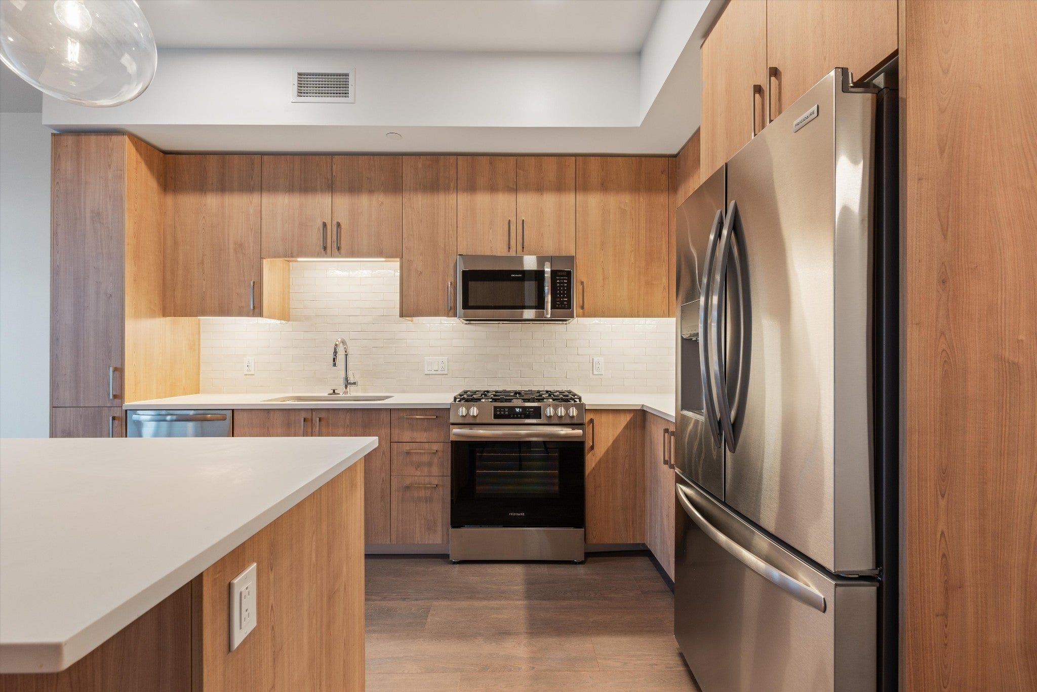 1.0-bed rental at 1212 Demonbreun St 1605