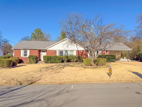 544 E Madison St Pulaski TN 38478