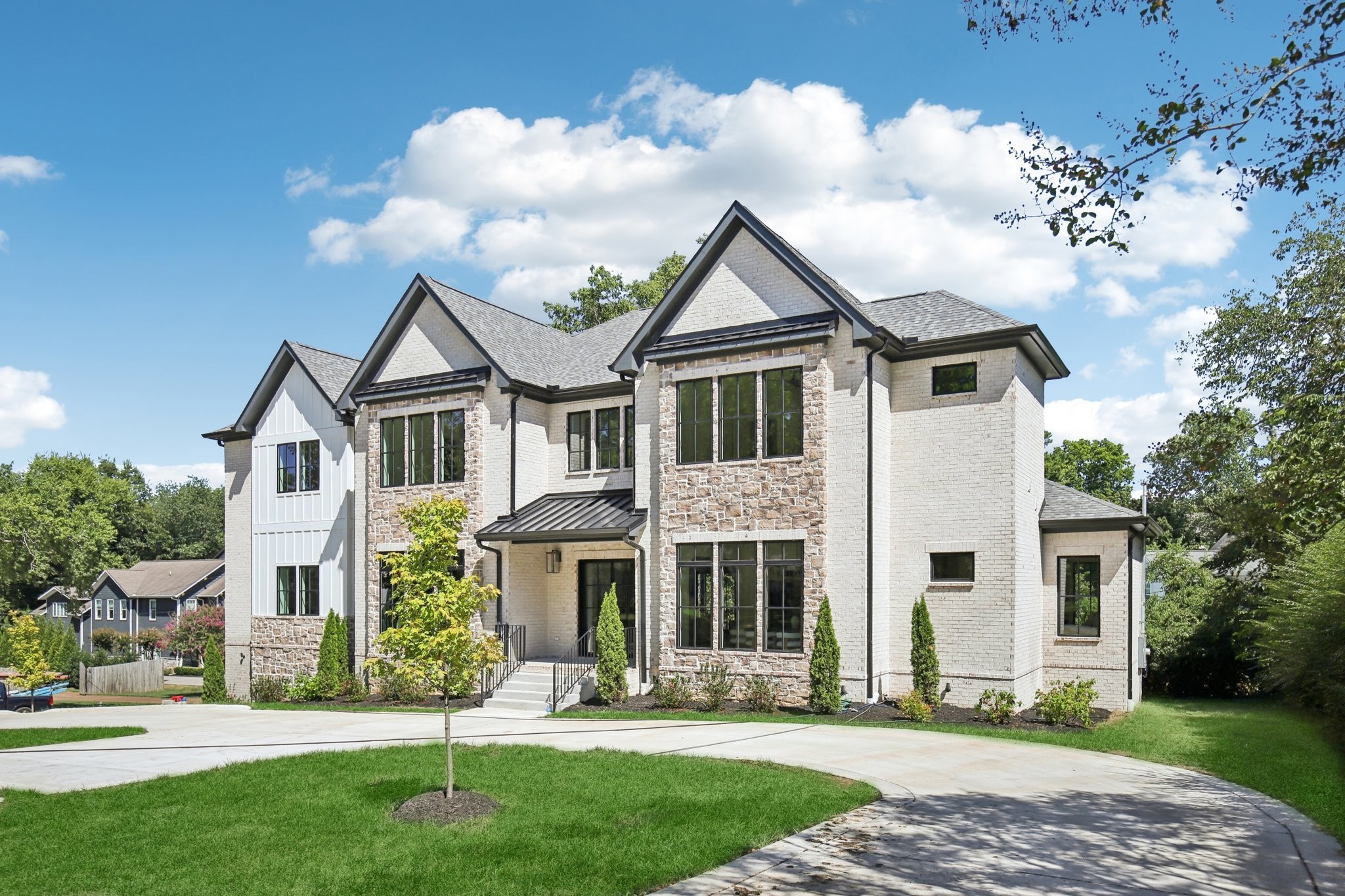 3916 Albert Dr